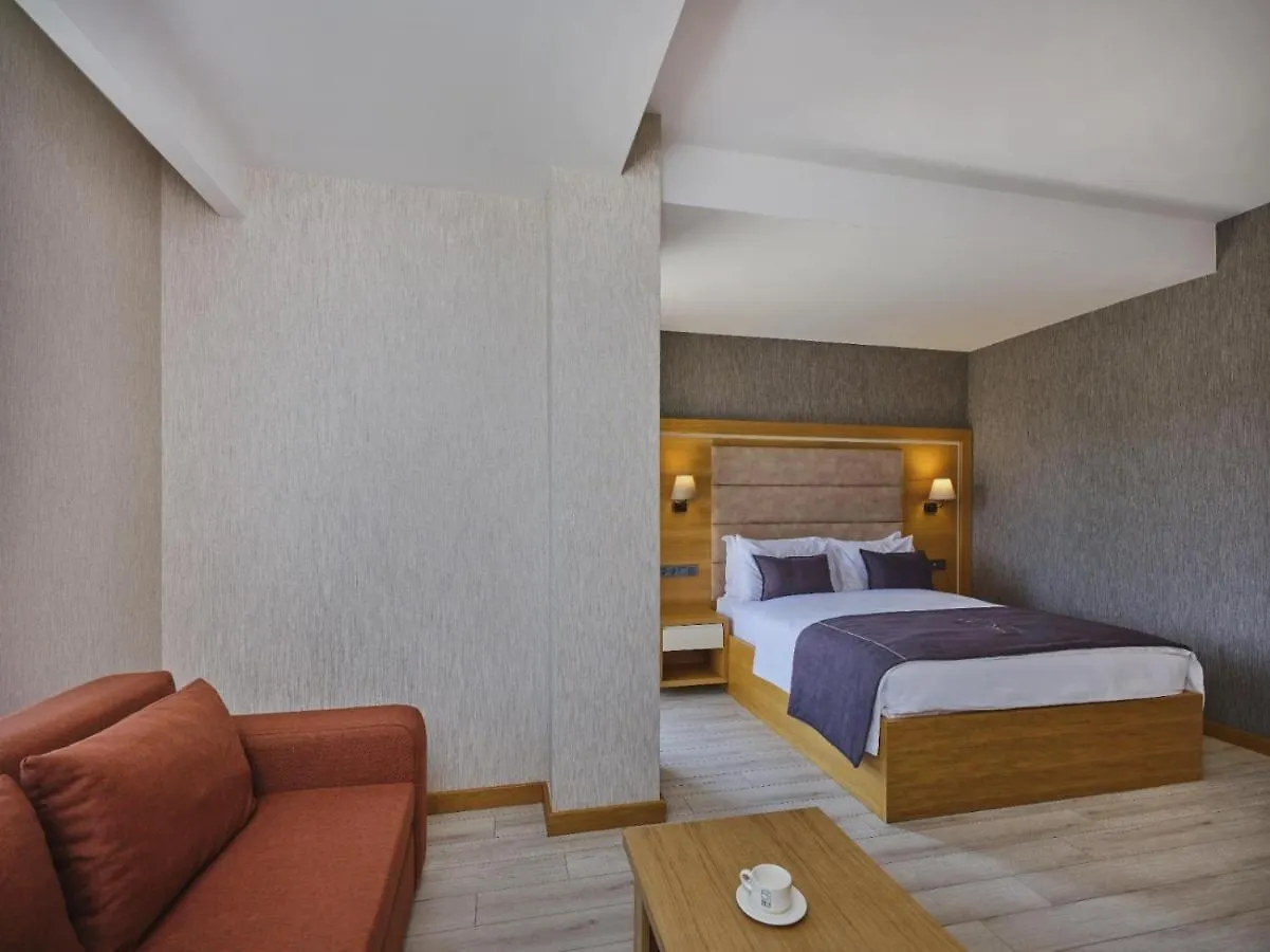 Ma-Si Urla Hotel 0*,