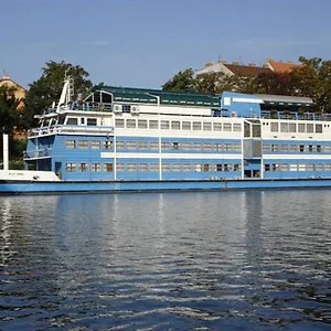 Vodnik 3*, Prag Çek Cumhuriyeti