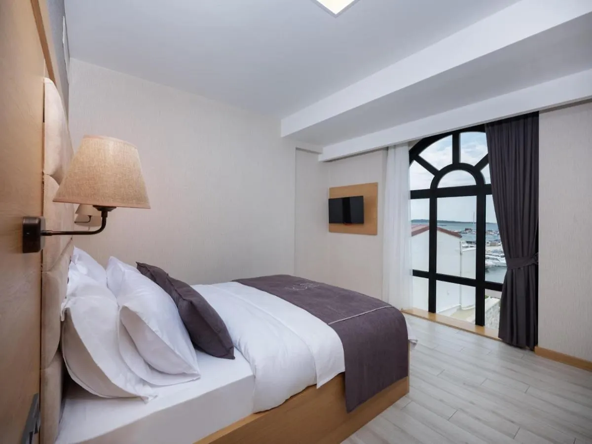 Ma-Si Urla Hotel