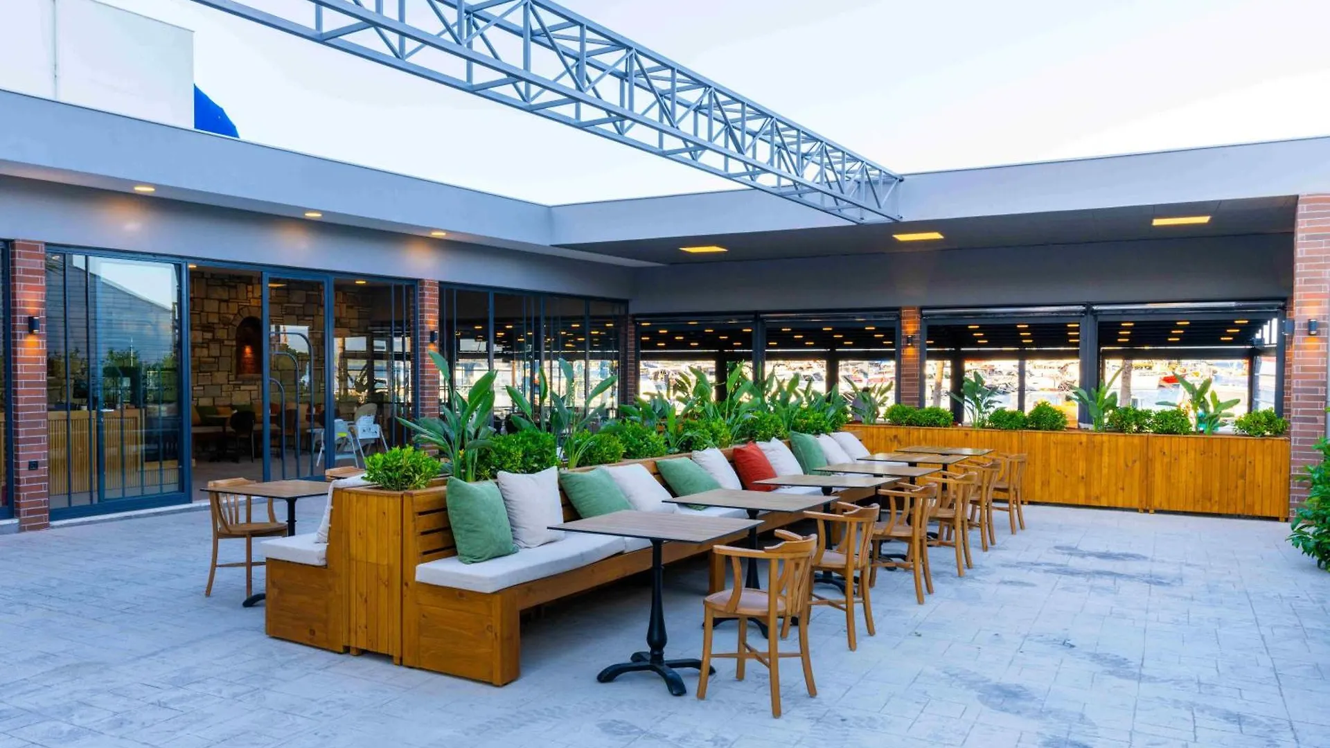 Ma-Si Urla Hotel
